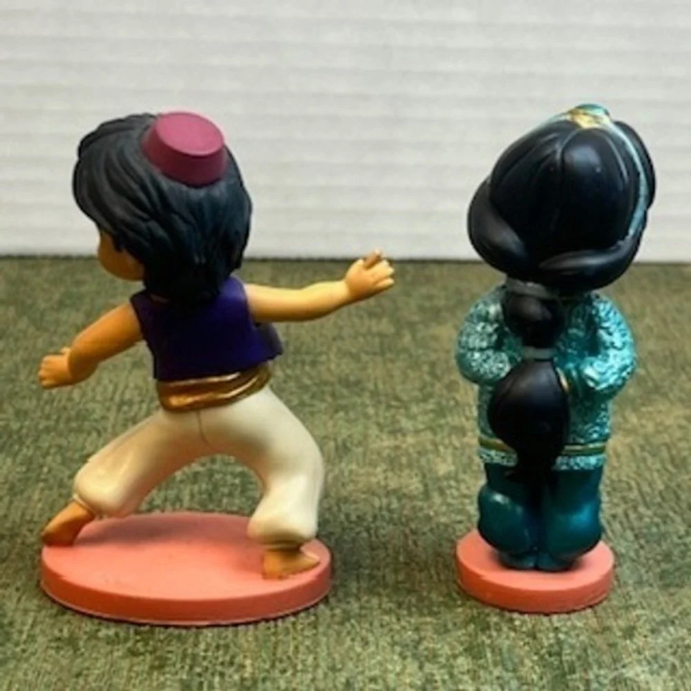 Disney Aladdin and Princess Jasmine PVC Figure Set Cake Topper Collectibles